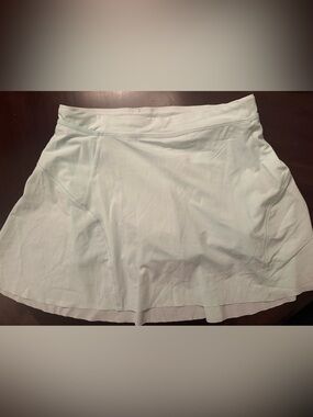 Athleta Girls Pale Mint Performance Skort